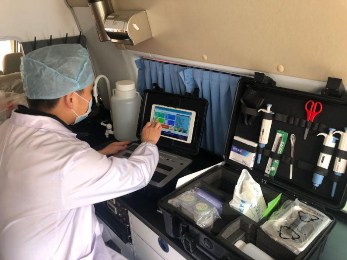 蘭州市城關區：檢測車“上門”抽檢 全力保障食品安全