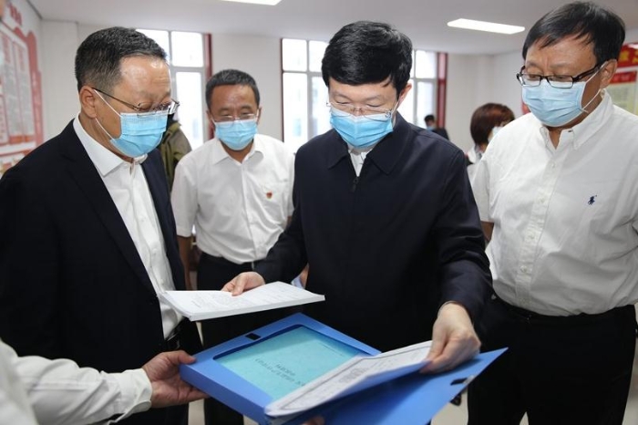 李利在內蒙古調研藥品監管工作