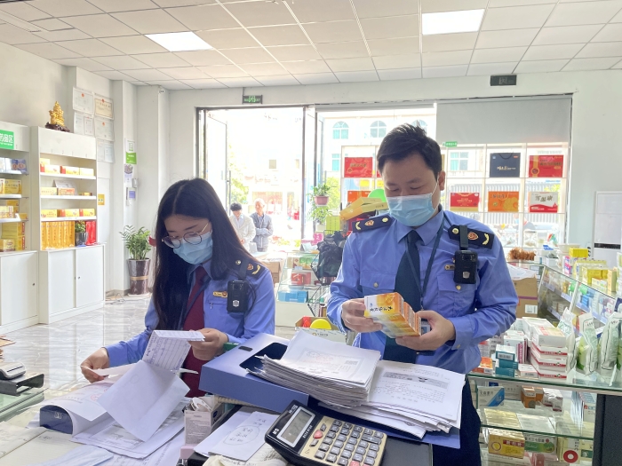 圖為檢查現(xiàn)場。