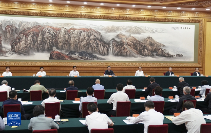 8月27日至28日，中央民族工作會議在北京召開。中共中央總書記、國家主席、中央軍委主席習近平出席會議并發表重要講話。新華社記者 李學仁 攝