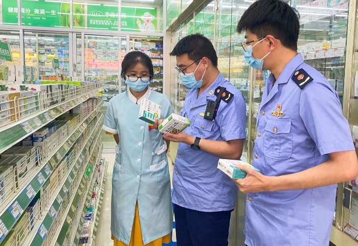 圖為檢查現(xiàn)場。
