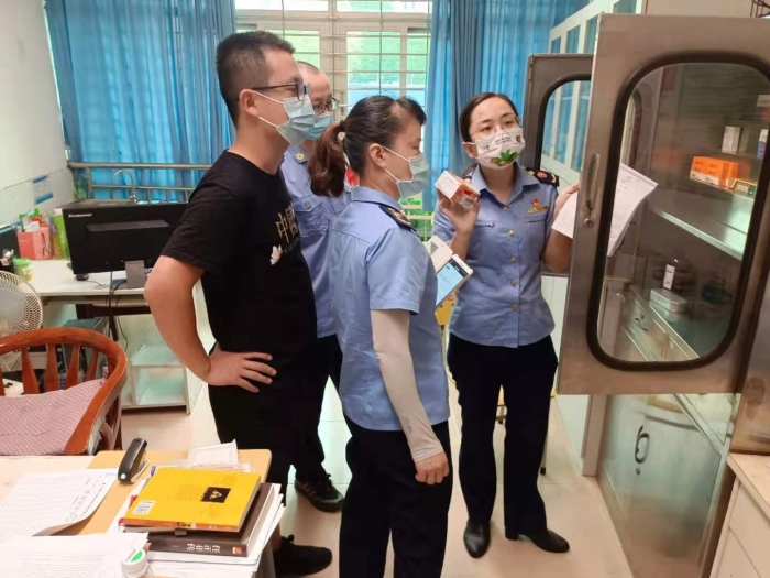 圖為檢查現場。