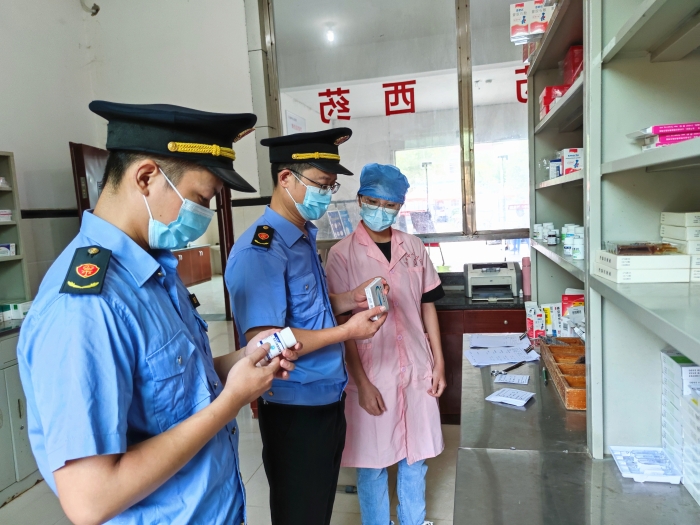 圖為檢查現場。
