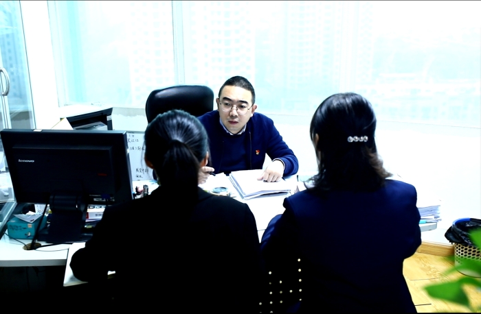 河南省-鄭州市-金水區-北京同仁堂鄭州藥店-范長福-工作照照片