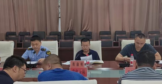 雙鴨山市市場監管局召開第一次醫療器械風險會商會議。