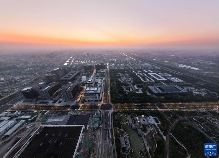雄安新區容東片區的清晨（2022年9月8日攝，無人機照片）。新華社記者 邢廣利 攝