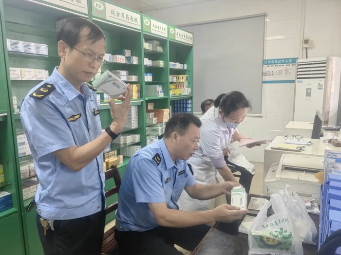 圖為檢查現(xiàn)場(chǎng)。