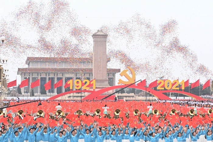 慶祝中國共產黨成立100周年大會在北京天安門廣場隆重舉行。這是慶祝大會現場放飛氣球（2021年7月1日攝）。新華社記者 李尕 攝