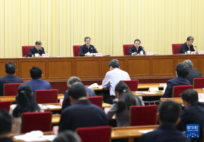 5月11日，新時代學校思政課建設推進會在北京召開。會上傳達了習近平重要指示。中共中央政治局常委、國務院副總理丁薛祥出席會議并講話。新華社記者劉衛兵攝