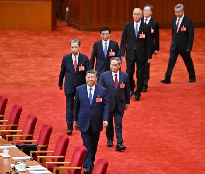 中國(guó)共產(chǎn)黨第二十屆中央委員會(huì)第三次全體會(huì)議，于2024年7月15日至18日在北京舉行。這是習(xí)近平、李強(qiáng)、趙樂際、王滬寧、蔡奇、丁薛祥、李希等步入會(huì)場(chǎng)。新華社記者 岳月偉 攝