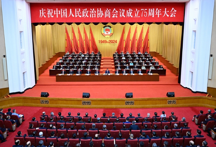 9月20日上午，中共中央、全國政協在全國政協禮堂隆重舉行慶祝中國人民政治協商會議成立75周年大會。習近平、李強、趙樂際、王滬寧、蔡奇、丁薛祥、李希、韓正等出席大會。新華社記者 申宏 攝