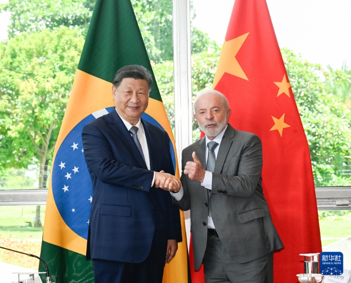 當地時間11月20日上午，國家主席習近平在巴西利亞總統官邸黎明宮同巴西總統盧拉舉行會談。新華社記者 李學仁 攝