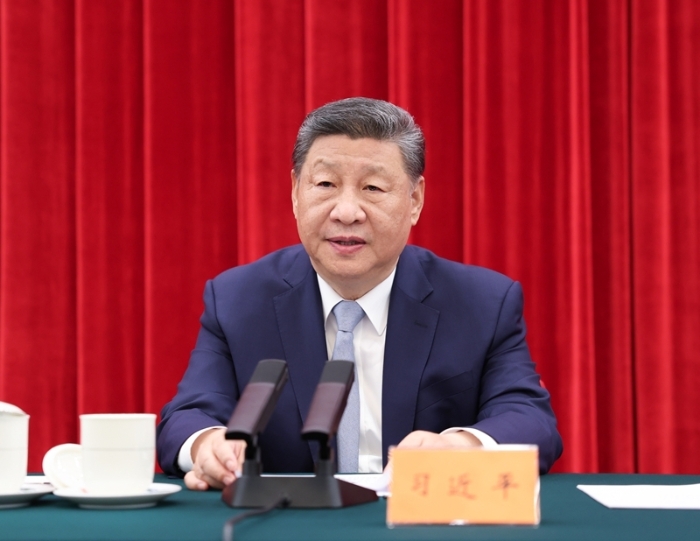 6月13日，中共中央在北京人民大會堂舉行紀念陳云同志誕辰120周年座談會。中共中央總書記、國家主席、中央軍委主席習近平發表重要講話。新華社發（王壯飛 攝）